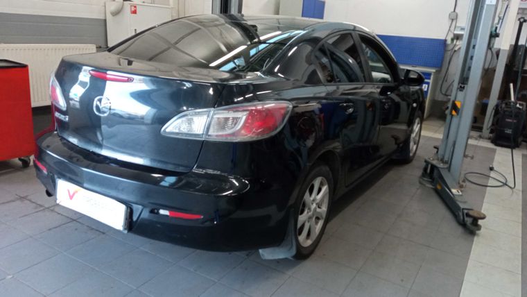 Mazda 3 2012 года, 244 086 км - вид 3