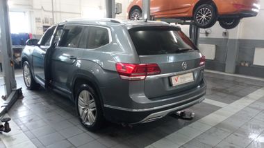 Volkswagen Teramont 2018 года, 150 292 км - вид 4
