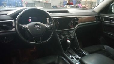Volkswagen Teramont 2018 года, 150 292 км - вид 5