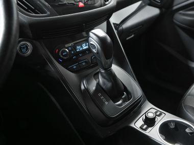 Ford Kuga 2016 года, 123 134 км - вид 11