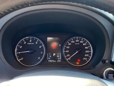 Mitsubishi Outlander 2014 года, 179 189 км - вид 9