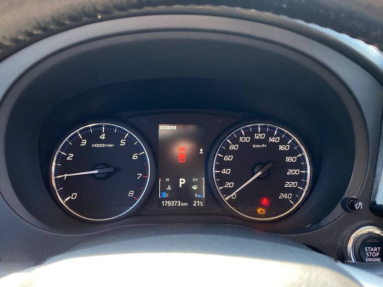 Mitsubishi Outlander 2014 года, 179 189 км - вид 9