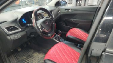 Hyundai Solaris 2018 года, 358 296 км - вид 5