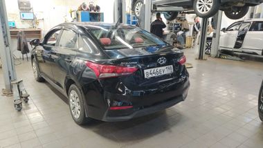 Hyundai Solaris 2018 года, 358 296 км - вид 3