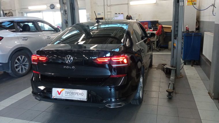 Volkswagen Polo 2020 года, 152 000 км - вид 3