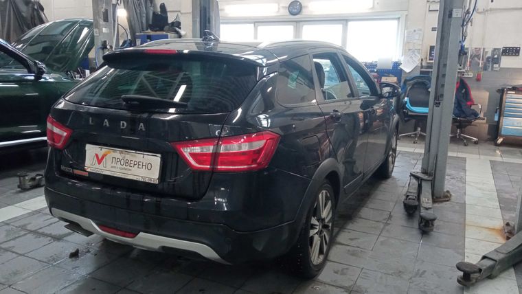 ВАЗ (LADA) Vesta Cross 2020 года, 100 649 км - вид 3