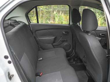 Renault Logan 2018 года, 154 415 км - вид 9