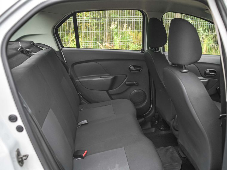 Renault Logan 2018 года, 154 415 км - вид 9