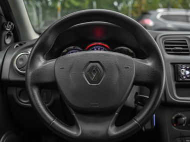 Renault Logan 2018 года, 154 415 км - вид 6