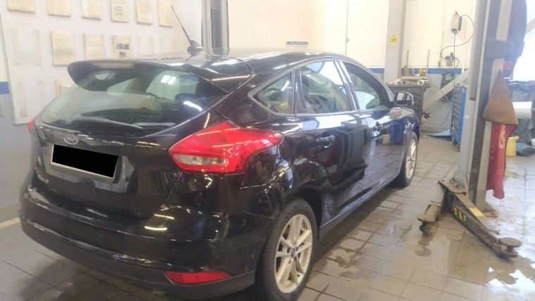 Ford Focus 2018 года, 72 407 км - вид 3
