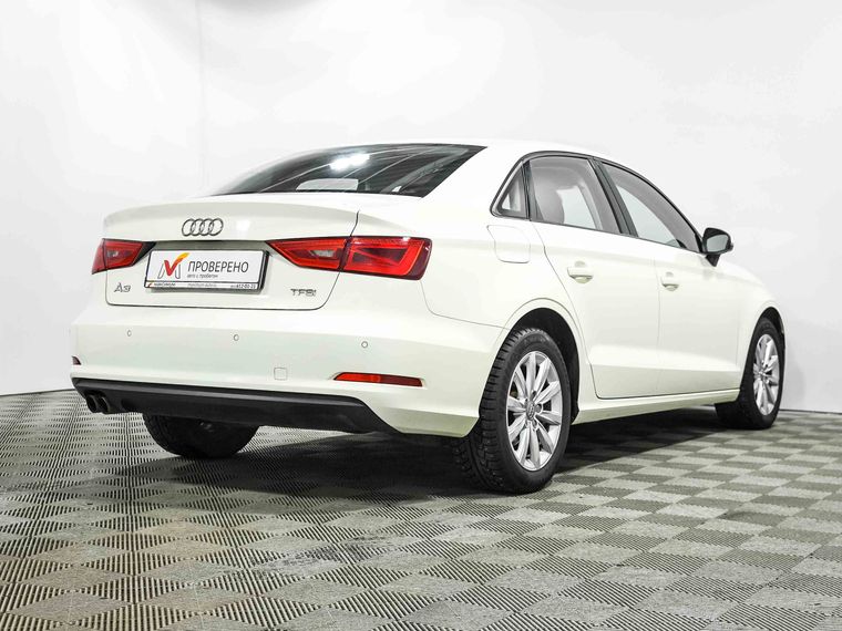 Audi A3 2014 года, 115 113 км - вид 6