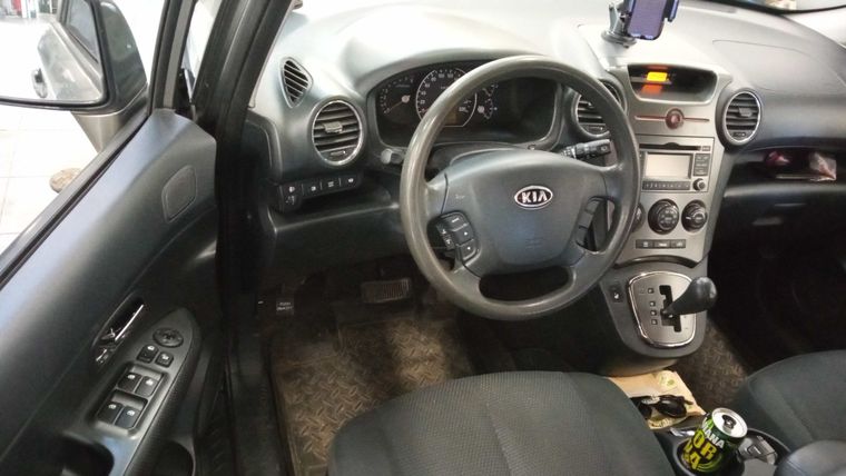 KIA Carens 2011 года, 295 723 км - вид 5