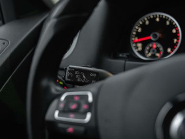 Volkswagen Tiguan 2013 года, 201 673 км - вид 6