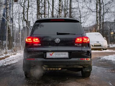 Volkswagen Tiguan 2013 года, 201 673 км - вид 4