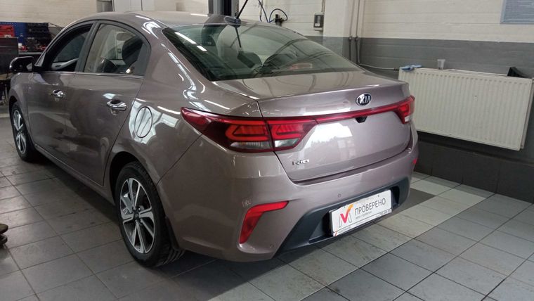 KIA Rio 2019 года, 69 500 км - вид 4