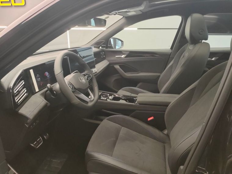 Volkswagen Tiguan L 2024 года, 10 км - вид 13