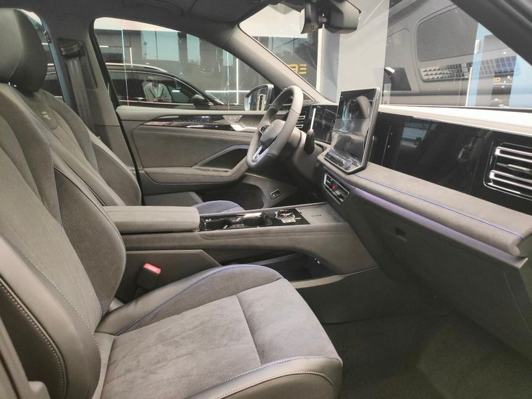 Volkswagen Tiguan L 2024 года, 10 км - вид 15