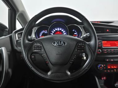 KIA Ceed 2015 года, 109 998 км - вид 9