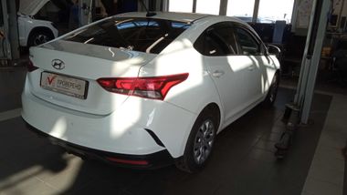 Hyundai Solaris 2020 года, 143 964 км - вид 3