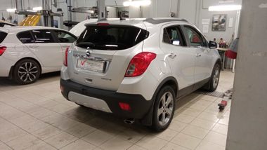 Opel Mokka 2013 года, 139 000 км - вид 3