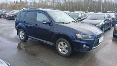 Mitsubishi Outlander 2010 года, 273 272 км - вид 3