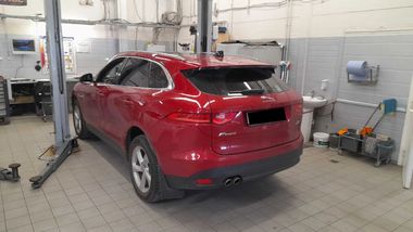 Jaguar F-Pace 2019 года, 97 899 км - вид 4