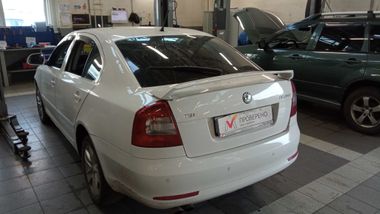 Skoda Octavia 2012 года, 262 283 км - вид 4
