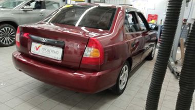 Hyundai Accent 2008 года, 180 686 км - вид 3