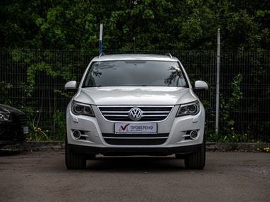 Volkswagen Tiguan 2010 года, 265 739 км - вид 3