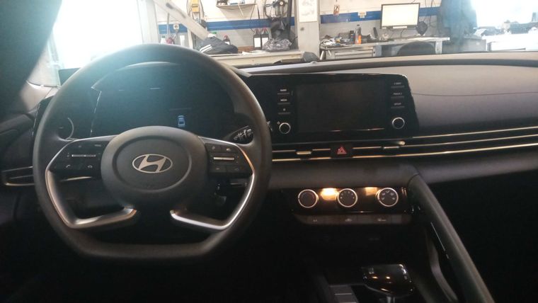 Hyundai Elantra 2023 года, 24 253 км - вид 5