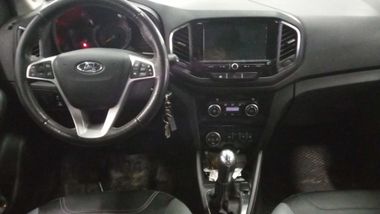 ВАЗ (LADA) XRAY Cross 2021 года, 30 000 км - вид 5