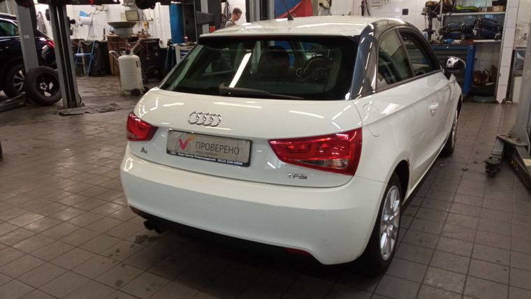 Audi A1 2011 года, 104 815 км - вид 3