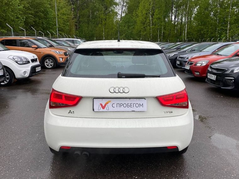 Audi A1 2011 года, 104 815 км - вид 5