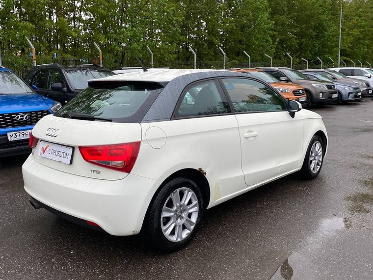 Audi A1 2011 года, 104 815 км - вид 4