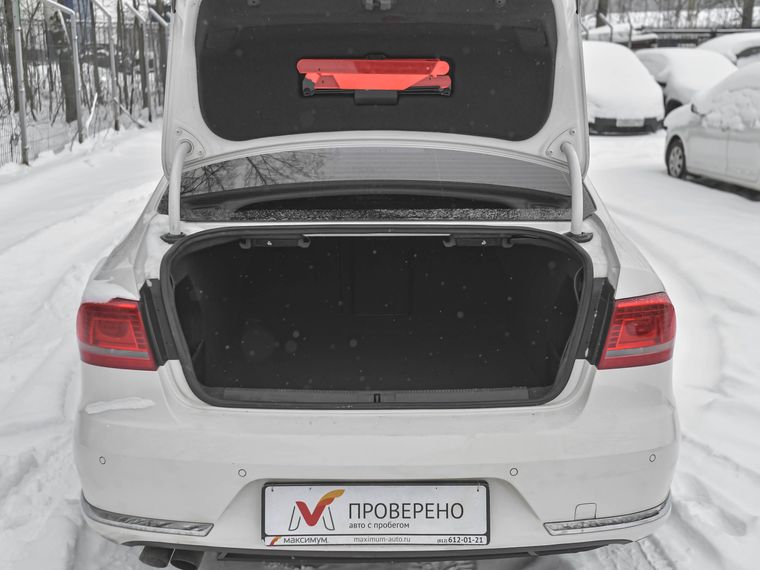 Volkswagen Passat 2013 года, 248 000 км - вид 13