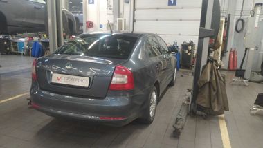 Skoda Octavia 2013 года, 341 975 км - вид 3