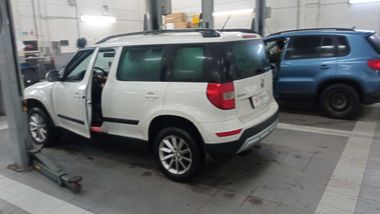 Skoda Yeti 2014 года, 212 107 км - вид 4