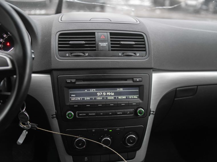 Skoda Yeti 2014 года, 212 107 км - вид 8