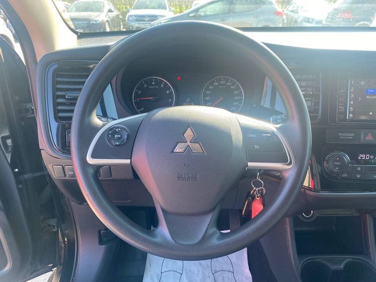 Mitsubishi Outlander 2015 года, 190 272 км - вид 9