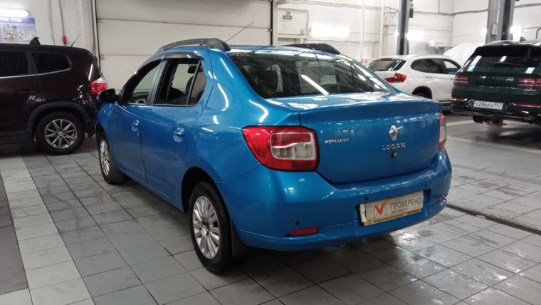 Renault Logan 2014 года, 174 617 км - вид 4