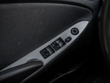 Hyundai Solaris 2012 года, 236 281 км - вид 9