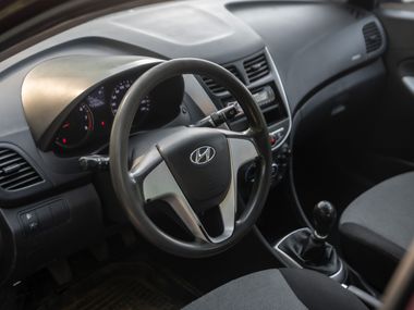 Hyundai Solaris 2012 года, 236 281 км - вид 6