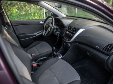 Hyundai Solaris 2012 года, 236 281 км - вид 11