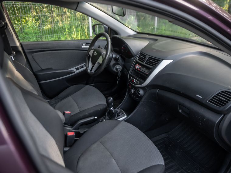 Hyundai Solaris 2012 года, 236 281 км - вид 11