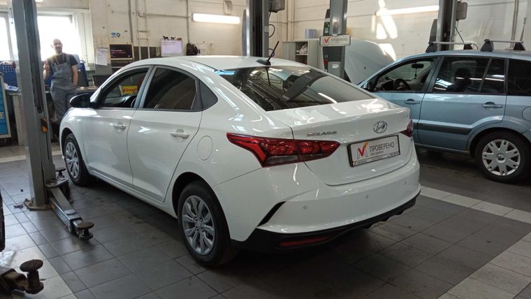 Hyundai Solaris 2020 года, 49 057 км - вид 4
