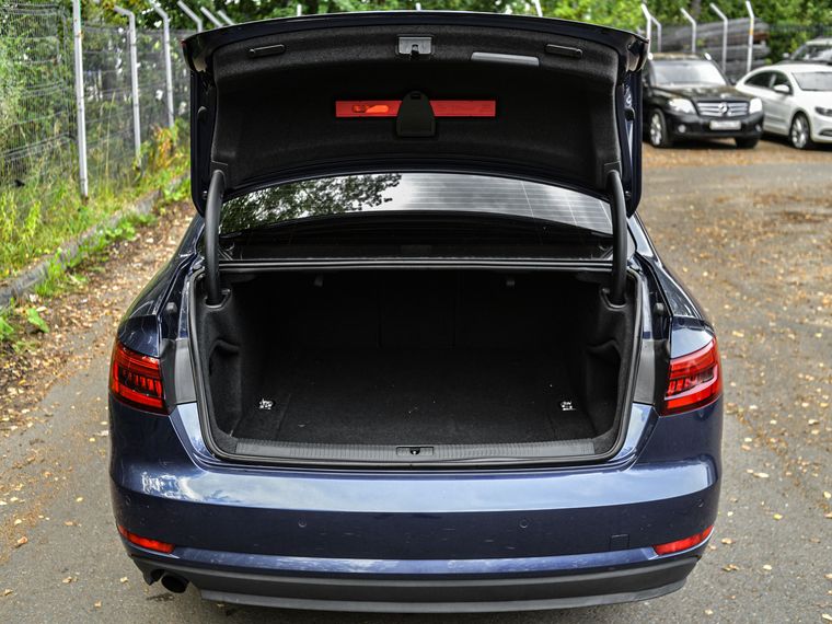 Audi A4 2017 года, 178 500 км - вид 16