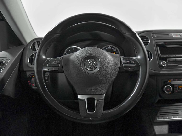 Volkswagen Tiguan 2015 года, 100 907 км - вид 10