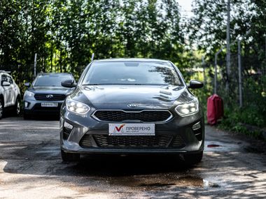 KIA Ceed 2018 года, 162 474 км - вид 3
