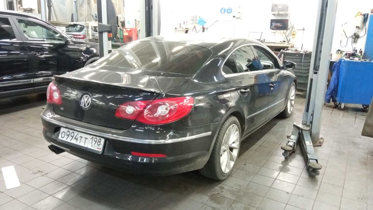 Volkswagen Passat CC 2011 года, 281 579 км - вид 3