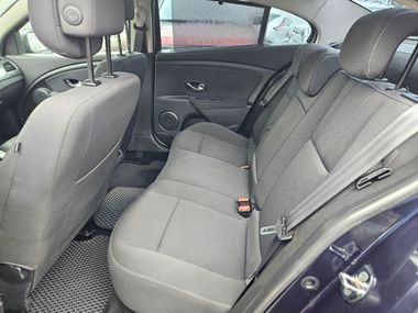 Renault Fluence 2011 года, 162 801 км - вид 15
